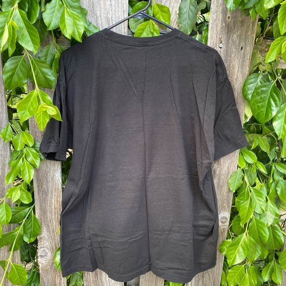 White Stripes Tee - Picture 4 of 4